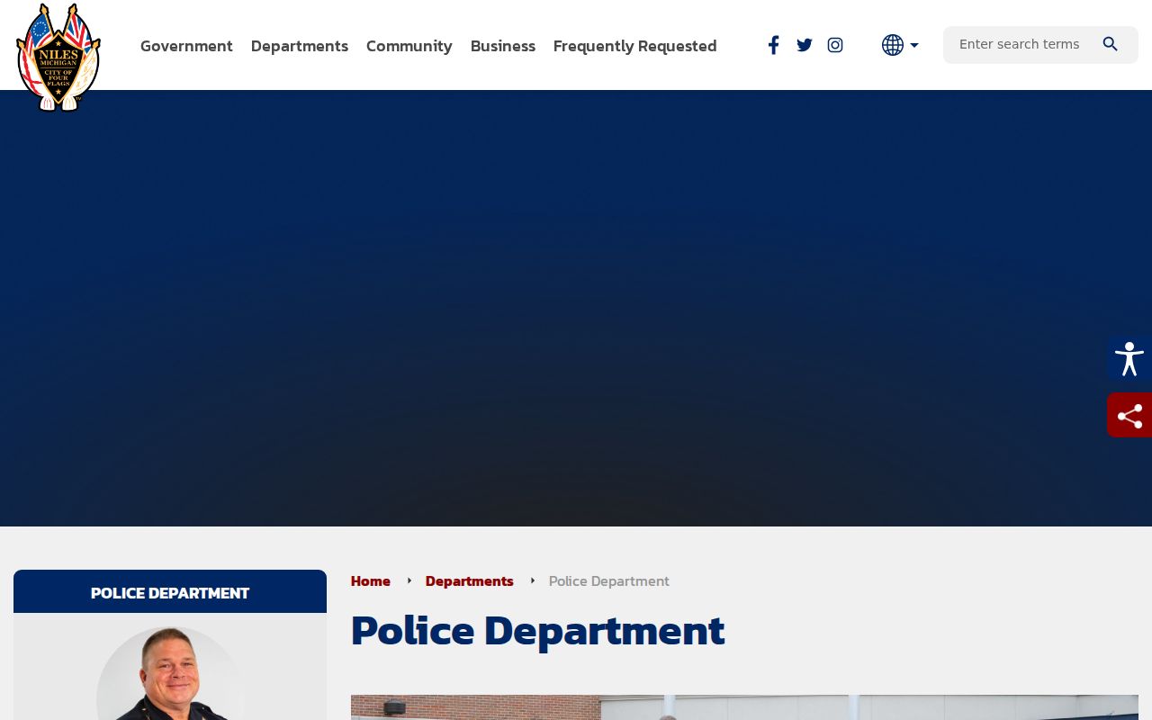 Niles warrant records page showing city police contact information