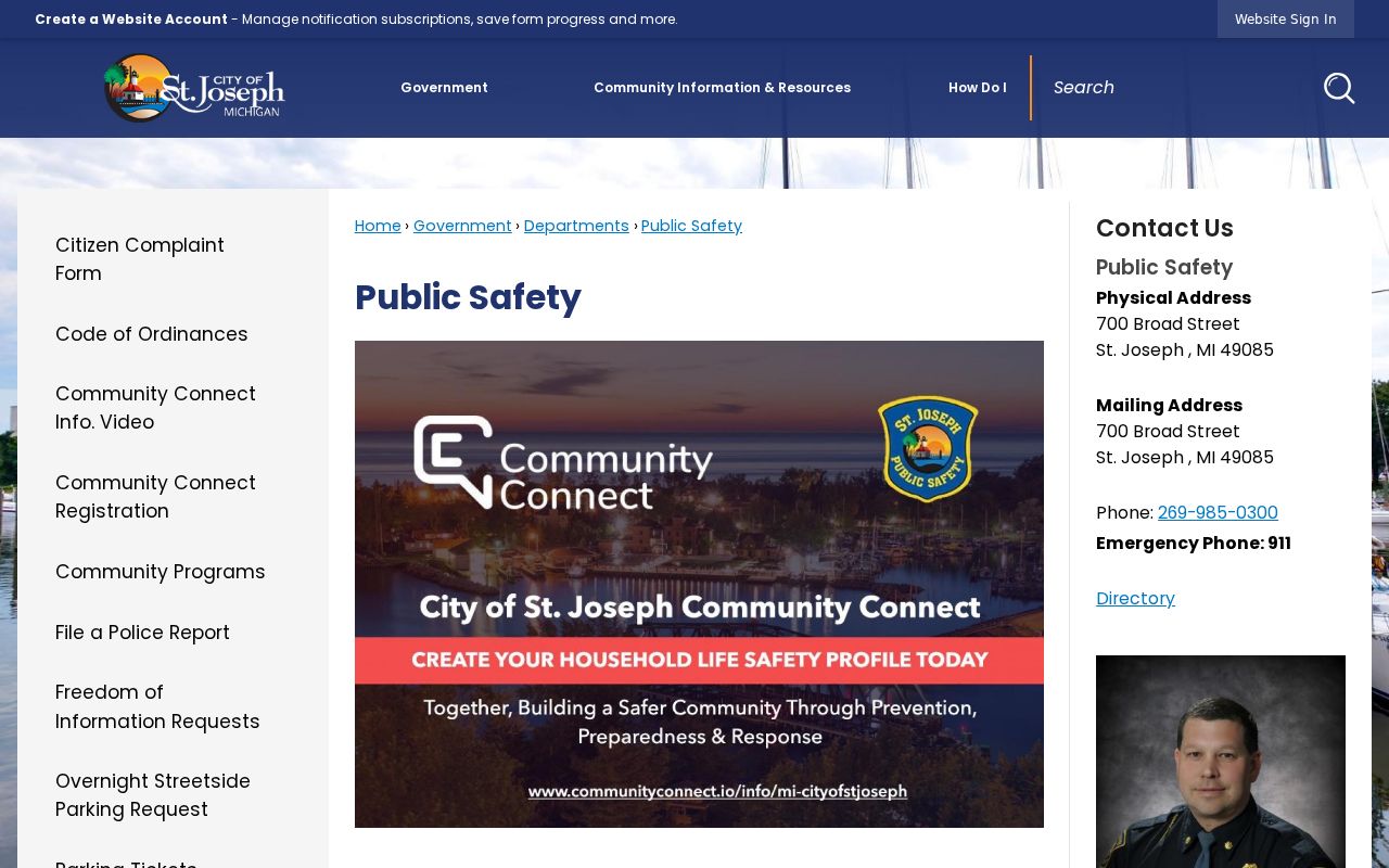 Berrien County warrant records page showing St. Joseph public safety contact information